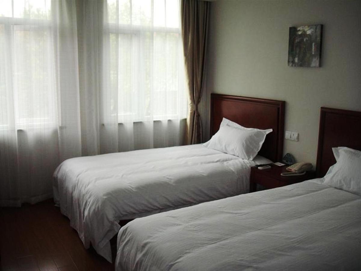 Greentree Inn Shanghai Expo Site South Yanggao Road Subway Station Express Hotel Exterior foto